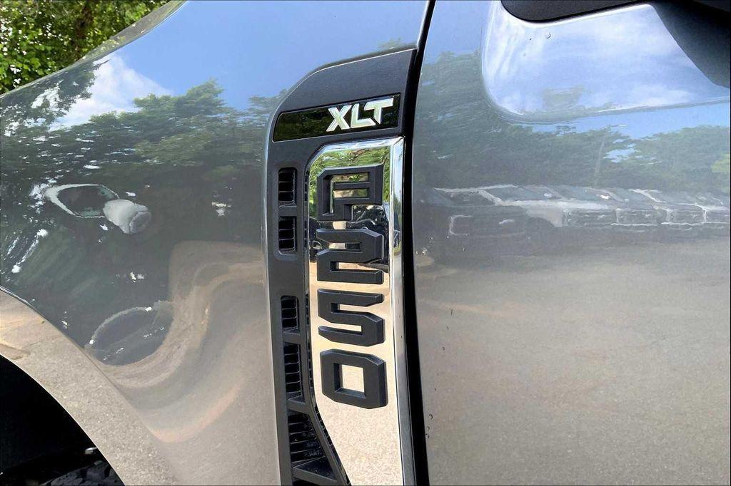 new 2025 Ford F-250 car, priced at $65,560