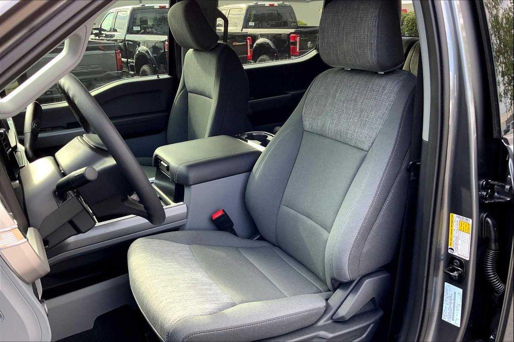 new 2025 Ford F-250 car, priced at $65,560