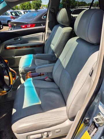 used 2005 Lexus RX 330 car, priced at $7,495