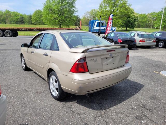 used 2007 Ford Focus car, priced at $4,995