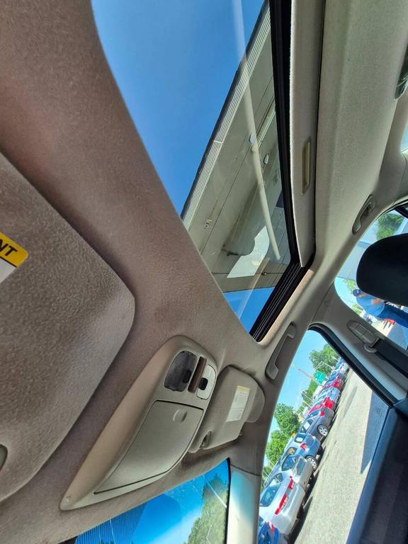 used 2009 Ford Fusion car, priced at $4,375