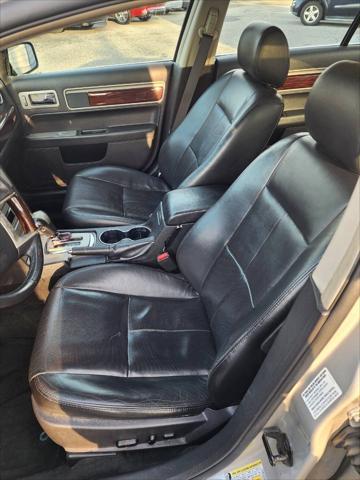 used 2007 Lincoln MKZ car, priced at $4,995