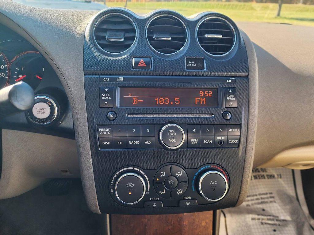 used 2009 Nissan Altima car, priced at $1,500