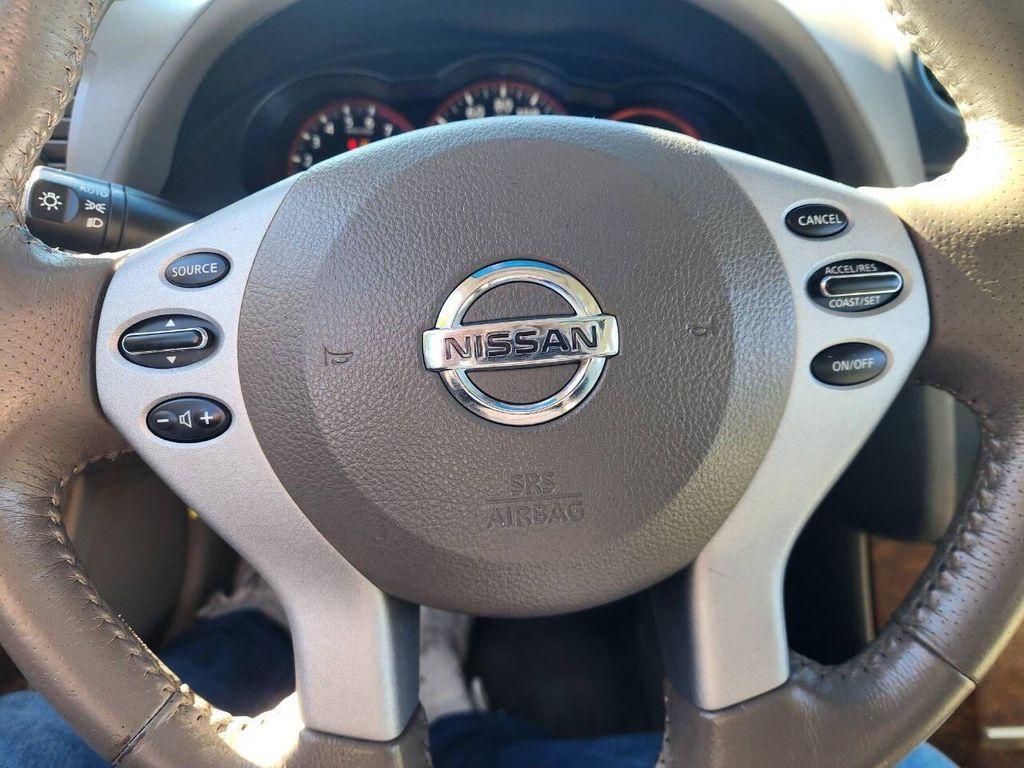 used 2009 Nissan Altima car, priced at $1,500