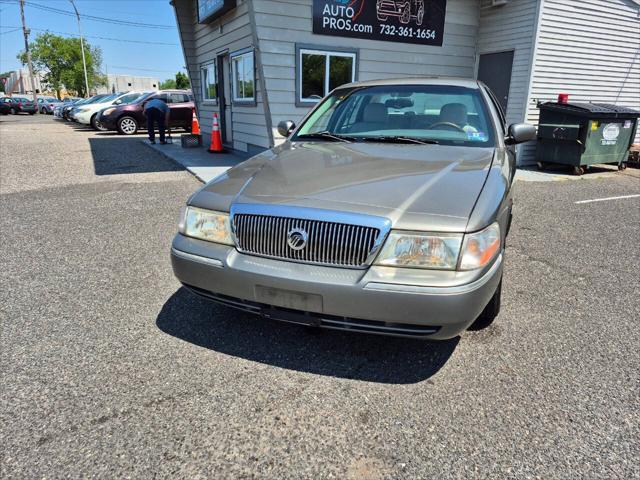 used 2003 Mercury Grand Marquis car, priced at $2,995