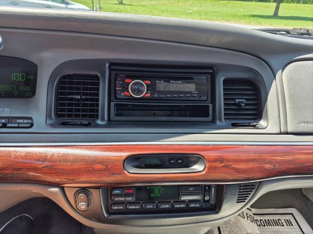 used 2003 Mercury Grand Marquis car, priced at $2,995