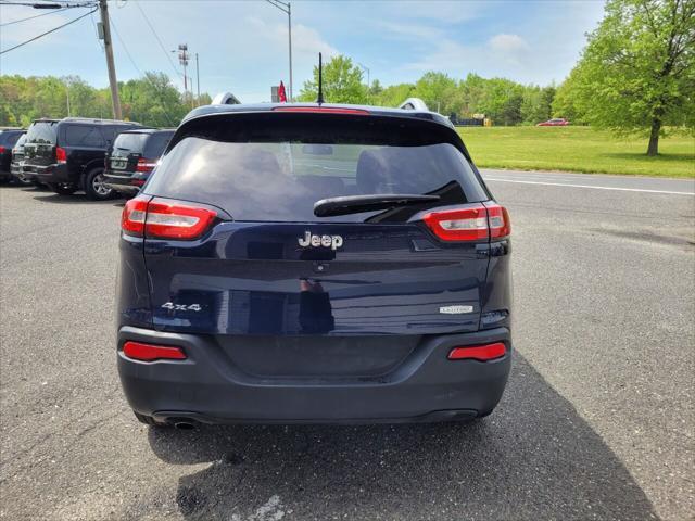 used 2015 Jeep Cherokee car, priced at $9,995