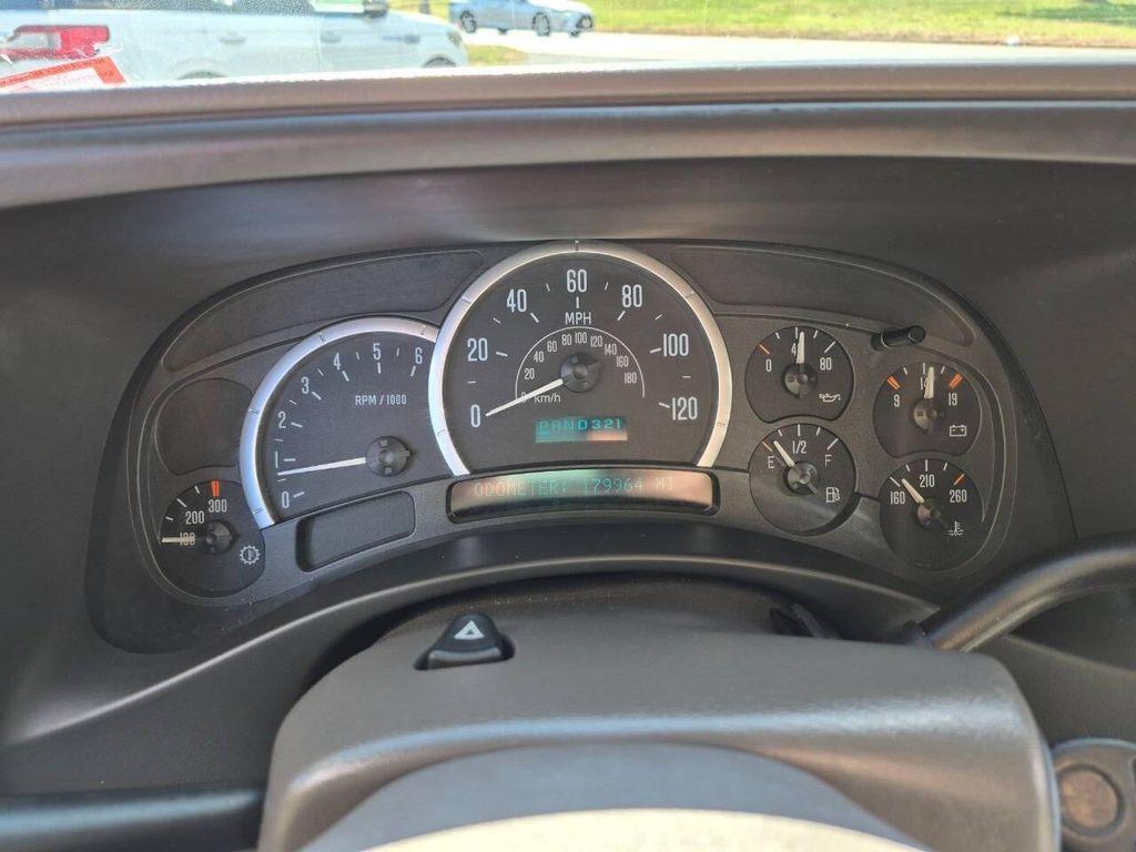 used 2004 Cadillac Escalade car, priced at $4,995