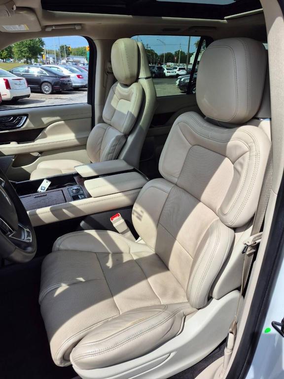 used 2020 Lincoln Navigator car, priced at $29,995