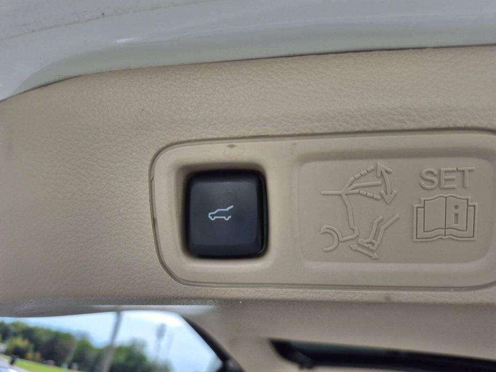 used 2020 Lincoln Navigator car, priced at $29,995
