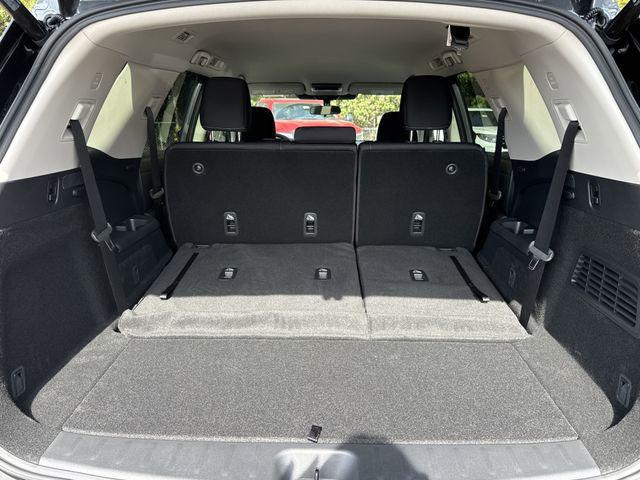 new 2025 Nissan Pathfinder car, priced at $39,375