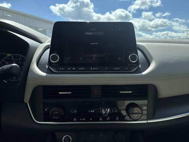 used 2023 Nissan Rogue car, priced at $22,116