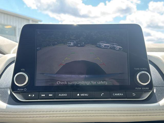 used 2023 Nissan Rogue car, priced at $22,116