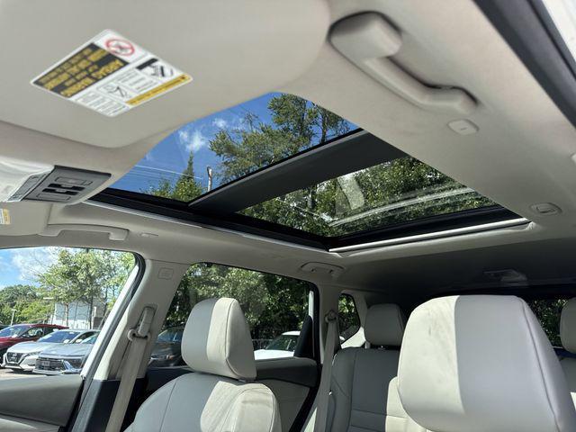 used 2023 Nissan Rogue car, priced at $22,116