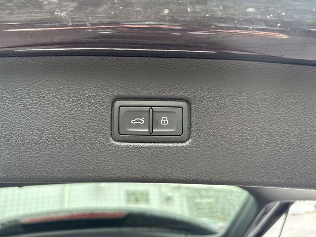 used 2021 Audi Q7 car, priced at $37,702