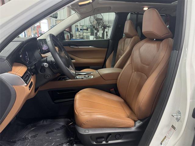 used 2023 INFINITI QX60 car, priced at $43,900