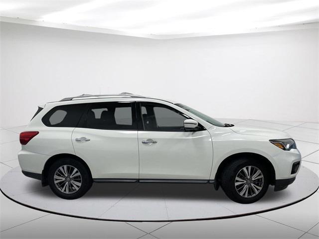 used 2019 Nissan Pathfinder car, priced at $18,910