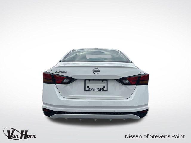 new 2025 Nissan Altima car, priced at $26,082