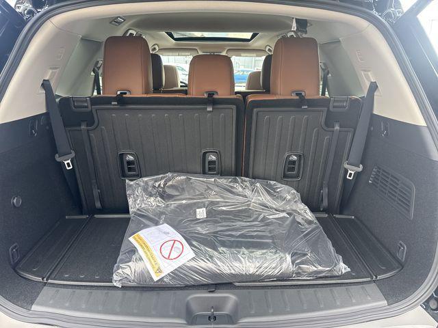 new 2025 Nissan Pathfinder car, priced at $49,512