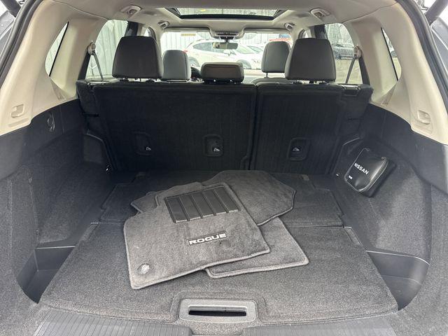 used 2022 Nissan Rogue car, priced at $26,986