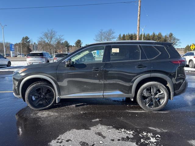 used 2021 Nissan Rogue car, priced at $24,162