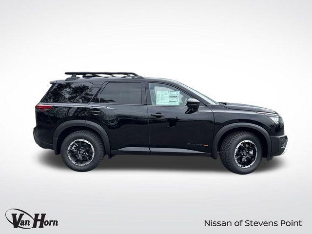 new 2025 Nissan Pathfinder car, priced at $40,681