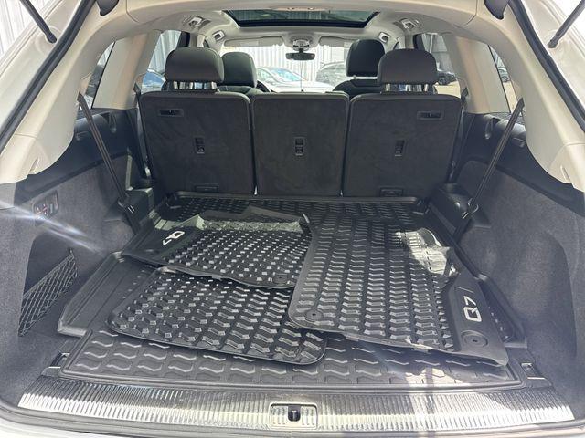used 2024 Audi Q7 car, priced at $52,127