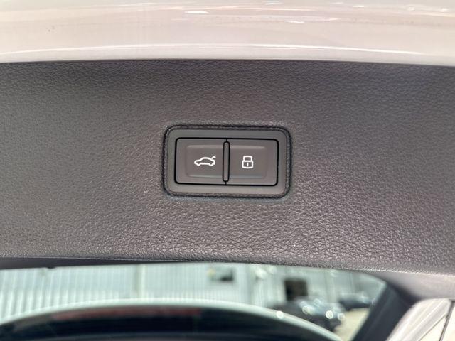 used 2024 Audi Q7 car, priced at $52,127