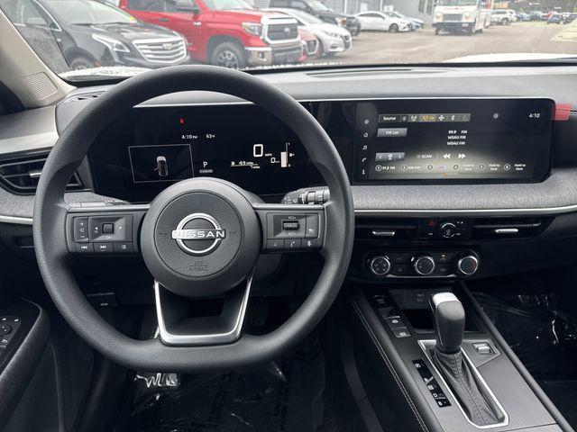 new 2025 Nissan Kicks car, priced at $26,586