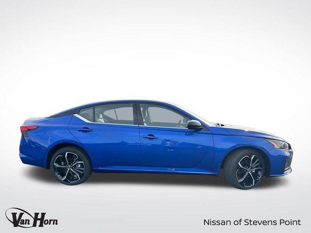new 2025 Nissan Altima car, priced at $33,783