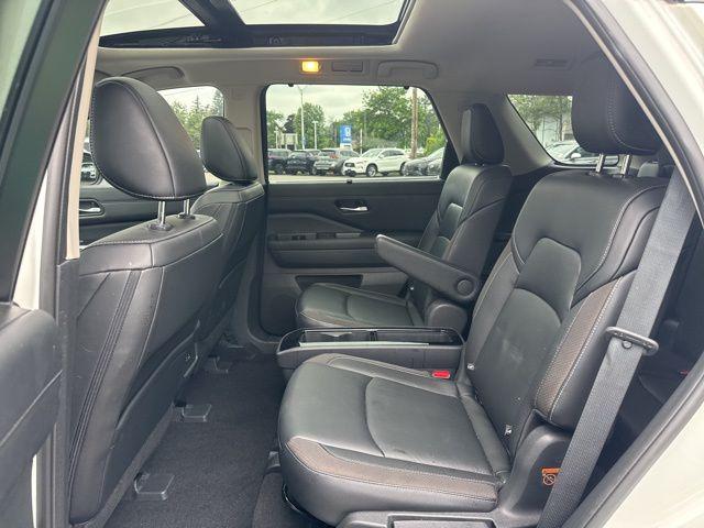 used 2023 Nissan Pathfinder car, priced at $35,990