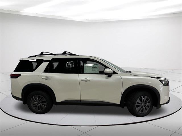 new 2024 Nissan Pathfinder car, priced at $42,694