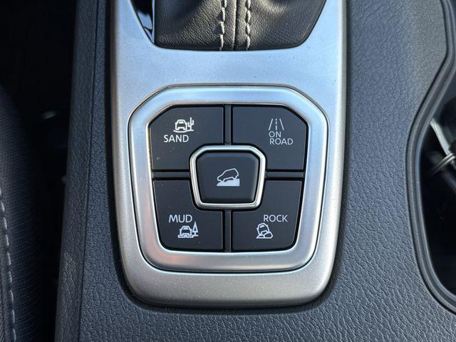 new 2026 Nissan Frontier car, priced at $39,234