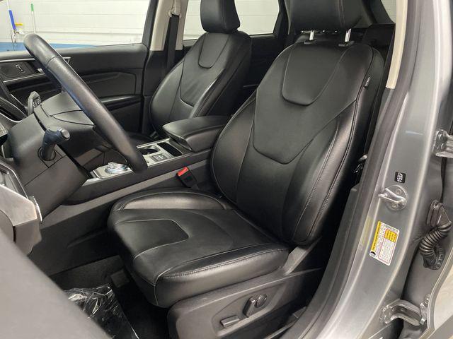 used 2022 Ford Edge car, priced at $22,975