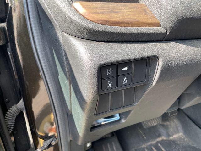 used 2019 Honda CR-V car, priced at $26,200