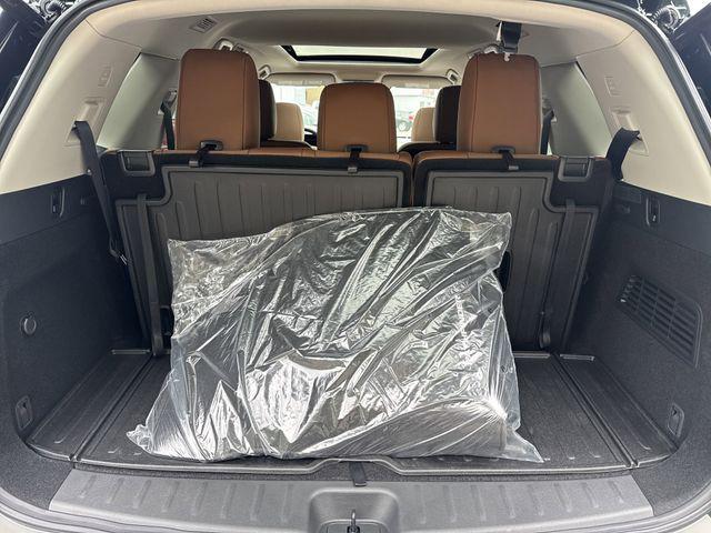 new 2025 Nissan Pathfinder car, priced at $46,402
