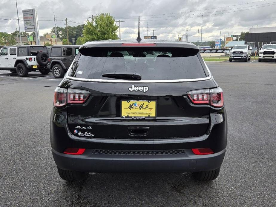 new 2025 Jeep Compass car, priced at $25,495