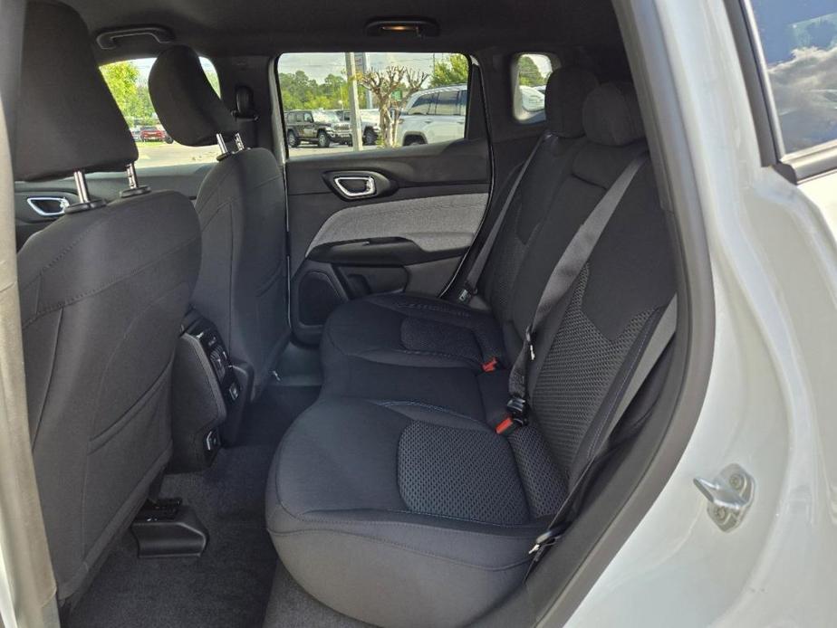 new 2025 Jeep Compass car, priced at $24,900