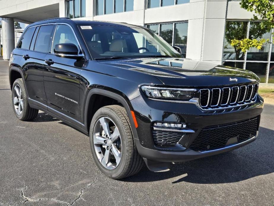 new 2025 Jeep Grand Cherokee car, priced at $54,630