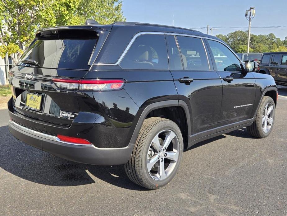 new 2025 Jeep Grand Cherokee car, priced at $54,630