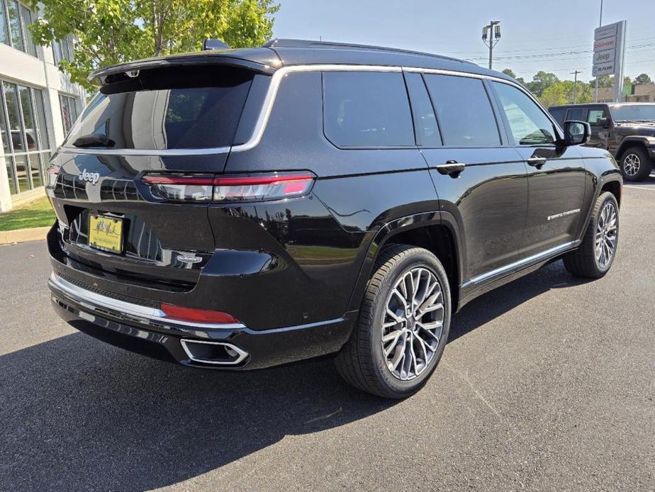 new 2025 Jeep Grand Cherokee L car, priced at $72,695