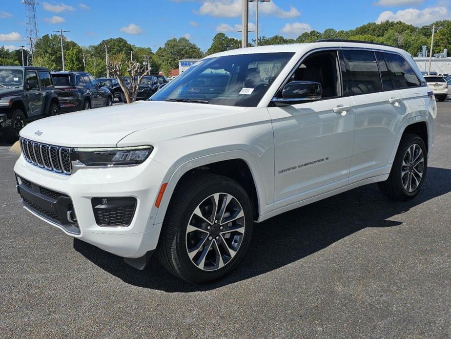 new 2025 Jeep Grand Cherokee car, priced at $63,935