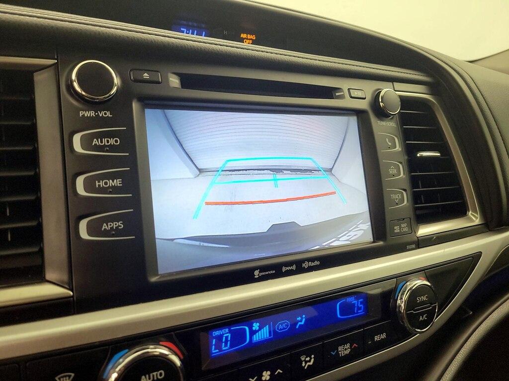 used 2019 Toyota Highlander car, priced at $26,998