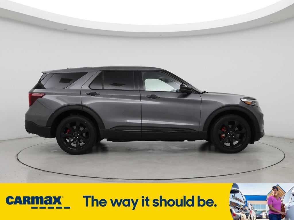used 2022 Ford Explorer car, priced at $39,998