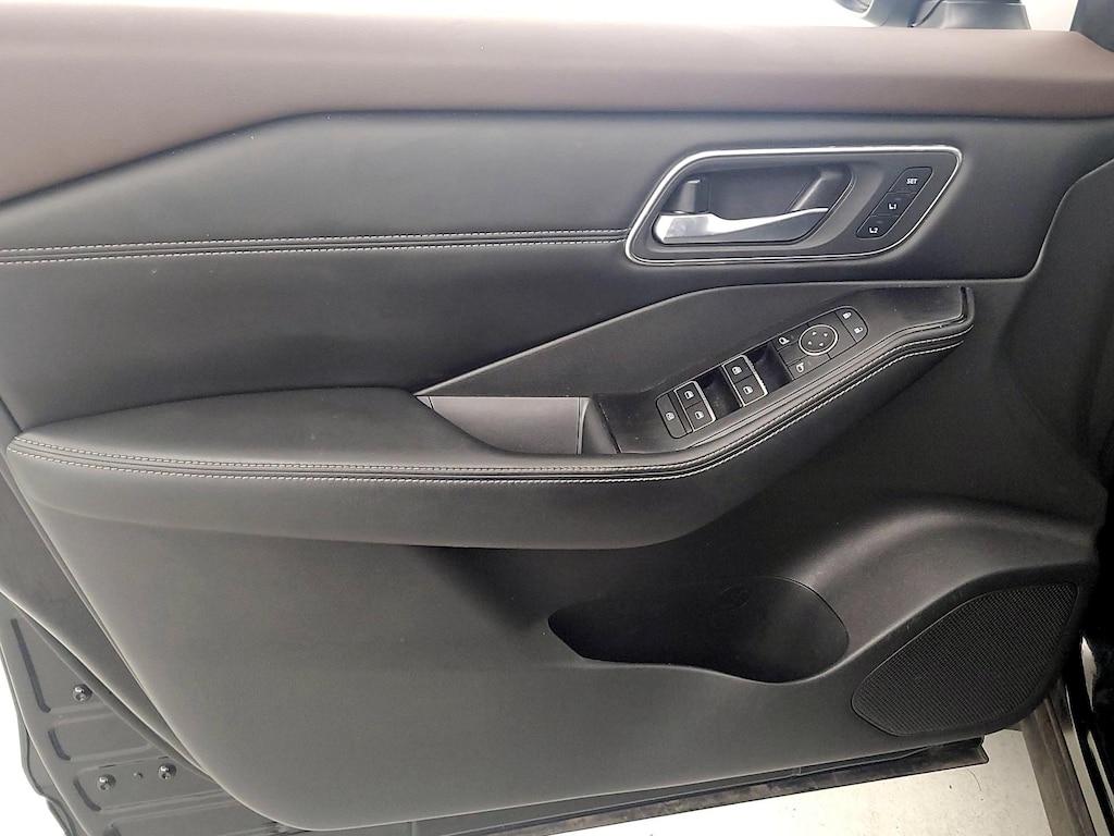 used 2021 Nissan Rogue car, priced at $23,998
