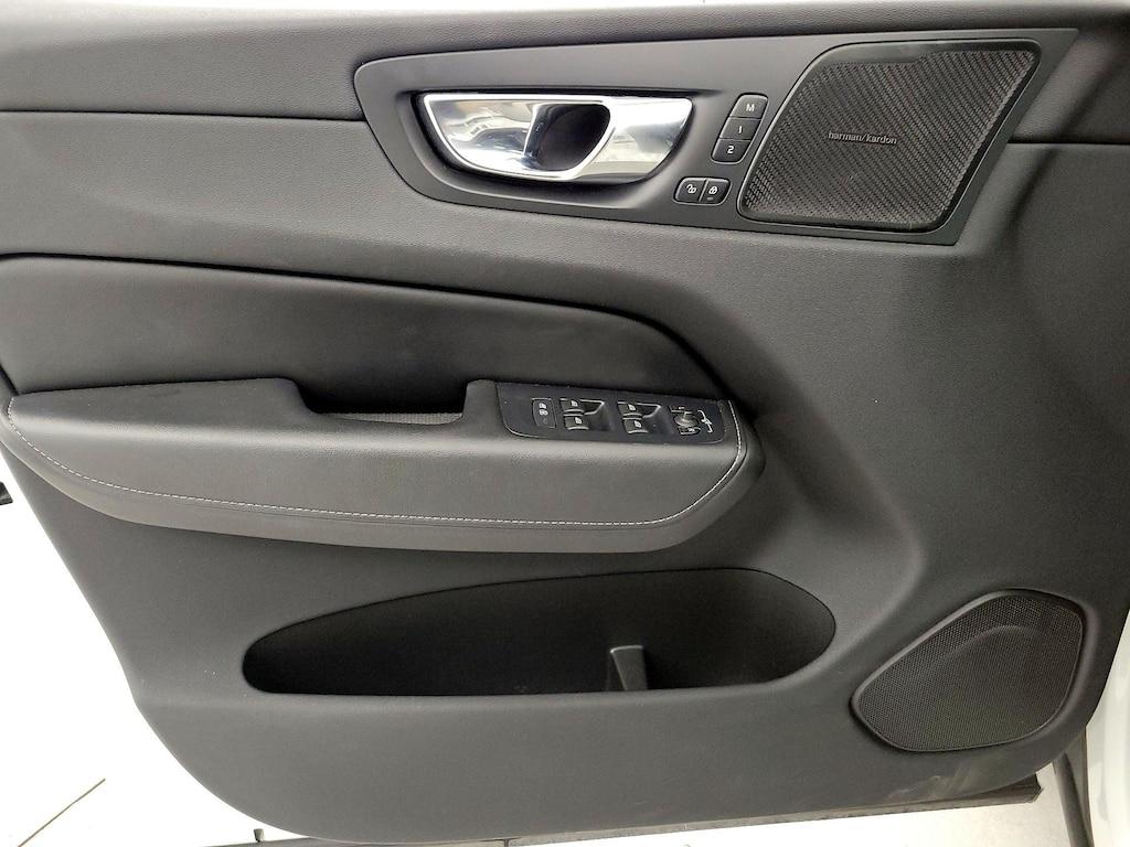 used 2022 Volvo XC60 car, priced at $32,998