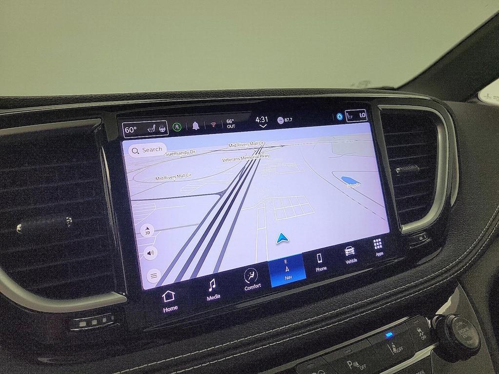 used 2022 Chrysler Pacifica Hybrid car, priced at $31,998