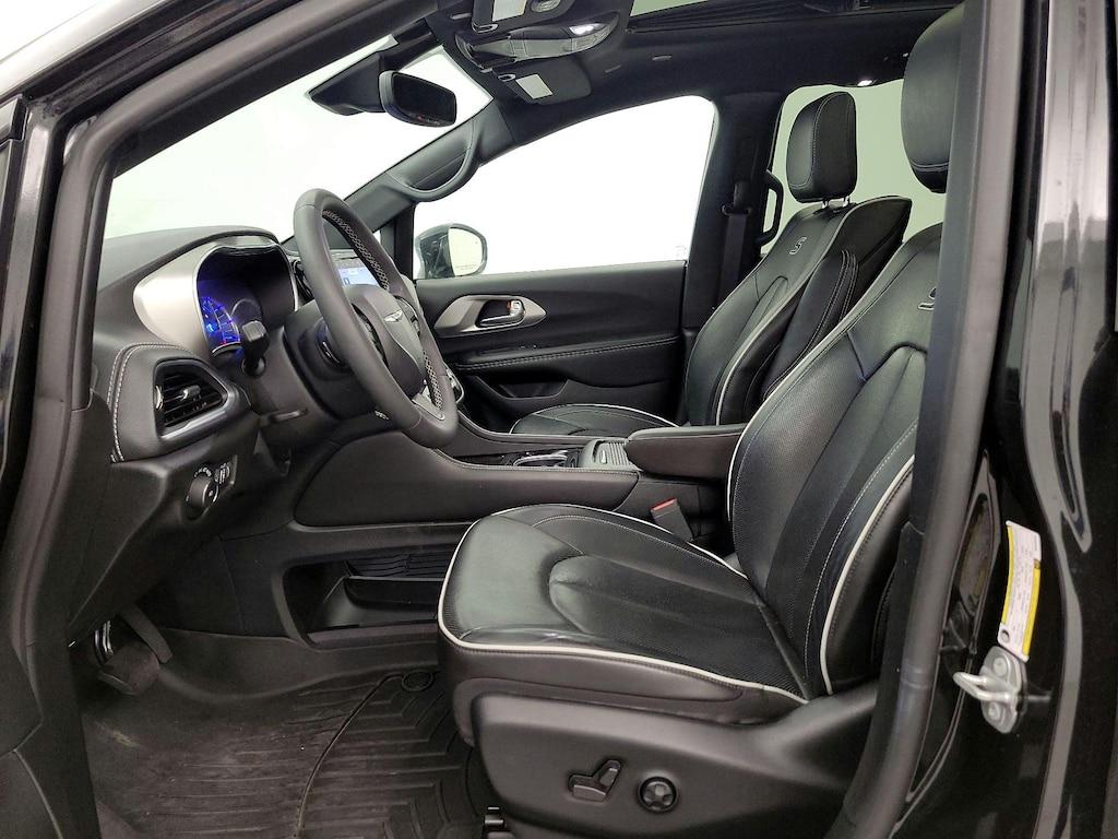 used 2022 Chrysler Pacifica Hybrid car, priced at $31,998