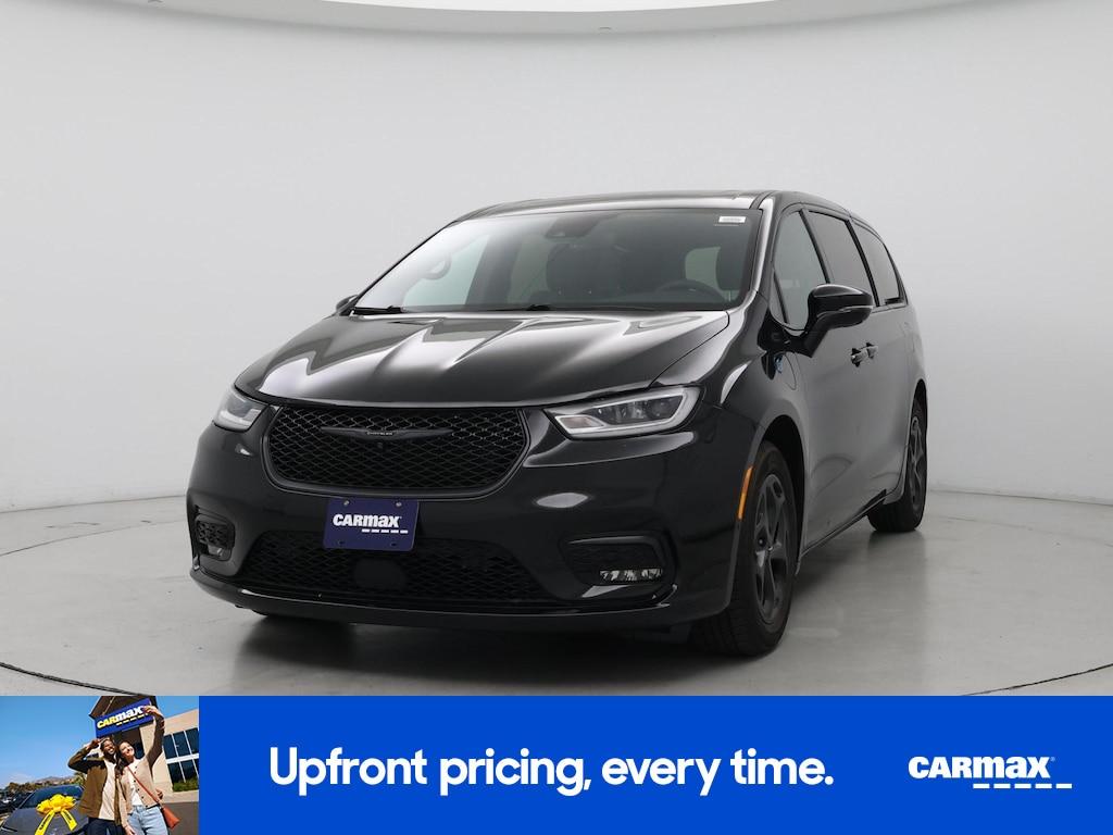 used 2022 Chrysler Pacifica Hybrid car, priced at $31,998