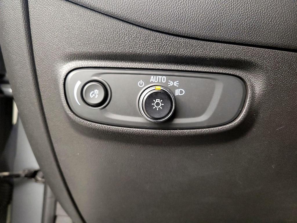 used 2023 Chevrolet Equinox car, priced at $20,998